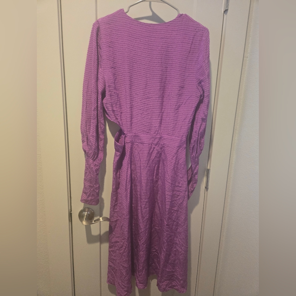 Ladaire Long Sleeve Purple Dress With Cut Out - Picture 2 of 5